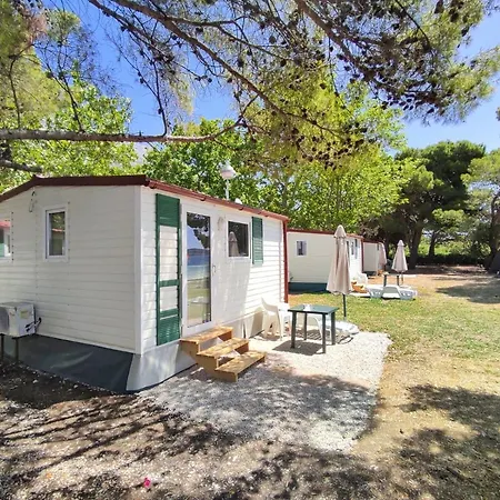 Mobile Homes - Camp Perna منتزه العطل أوروبيتش