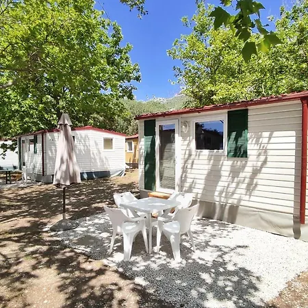 Mobile Homes - Camp Perna منتزه العطل 4*